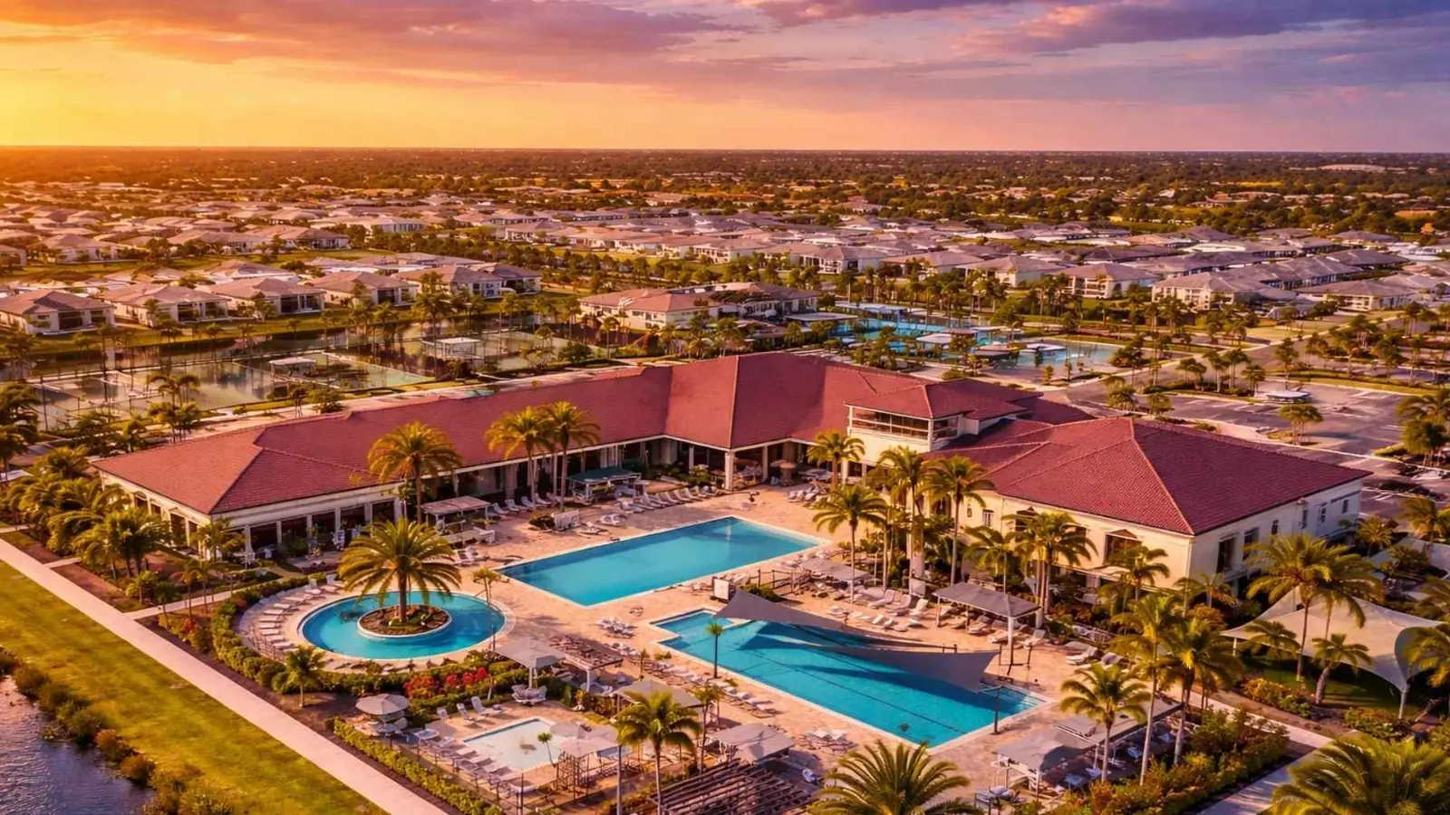 Valencia Sound clubhouse and pool deck